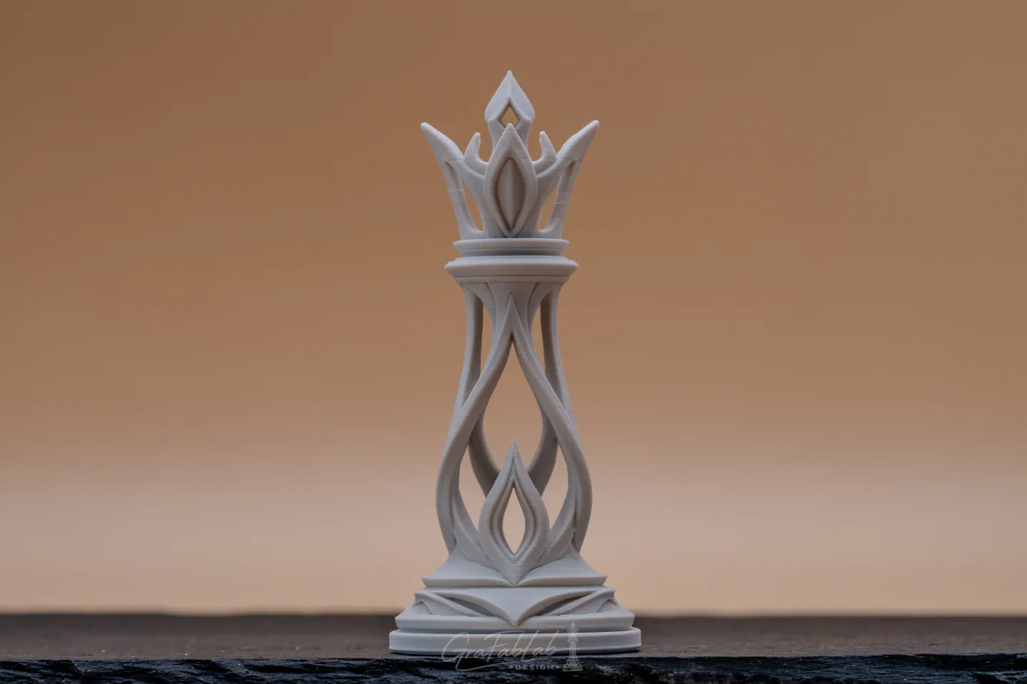 GraFabLab Chess 04 — Queen — Photo A