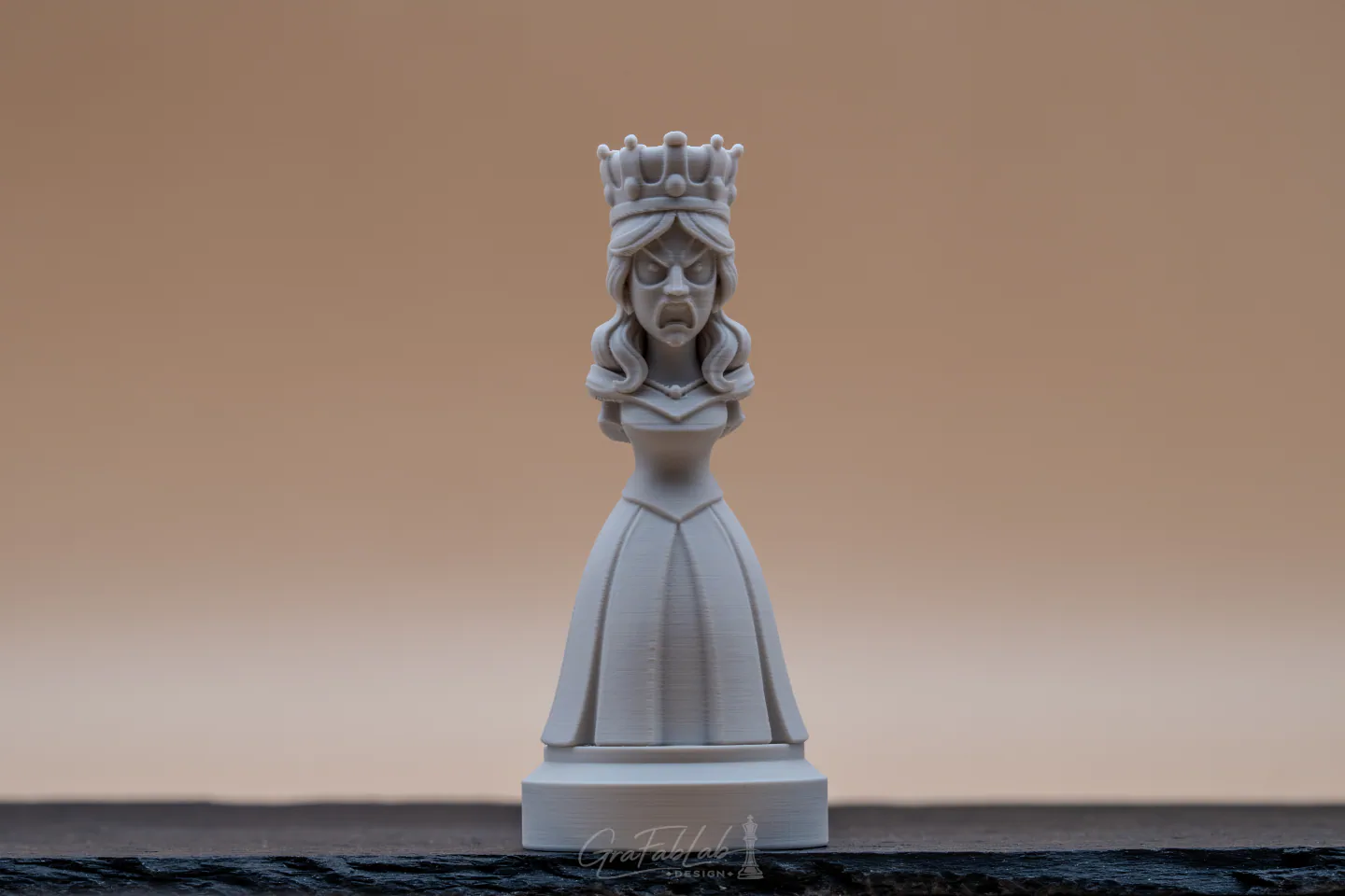 GraFabLab Chess 22 — Queen — Photo A