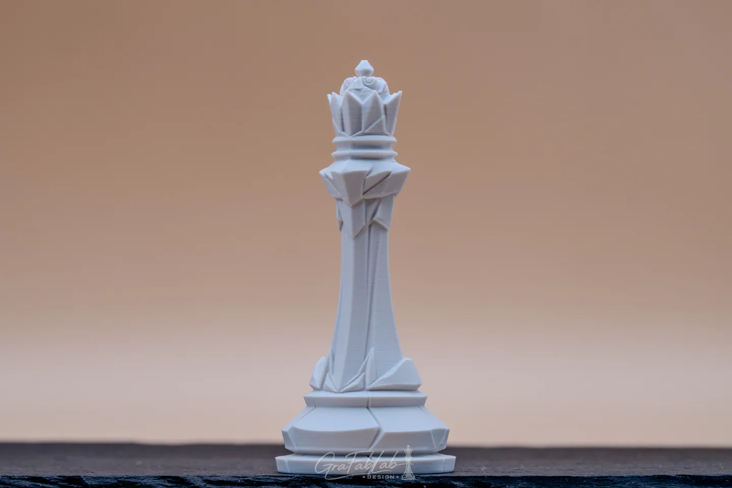 GraFabLab Chess 24 — Queen — Photo C