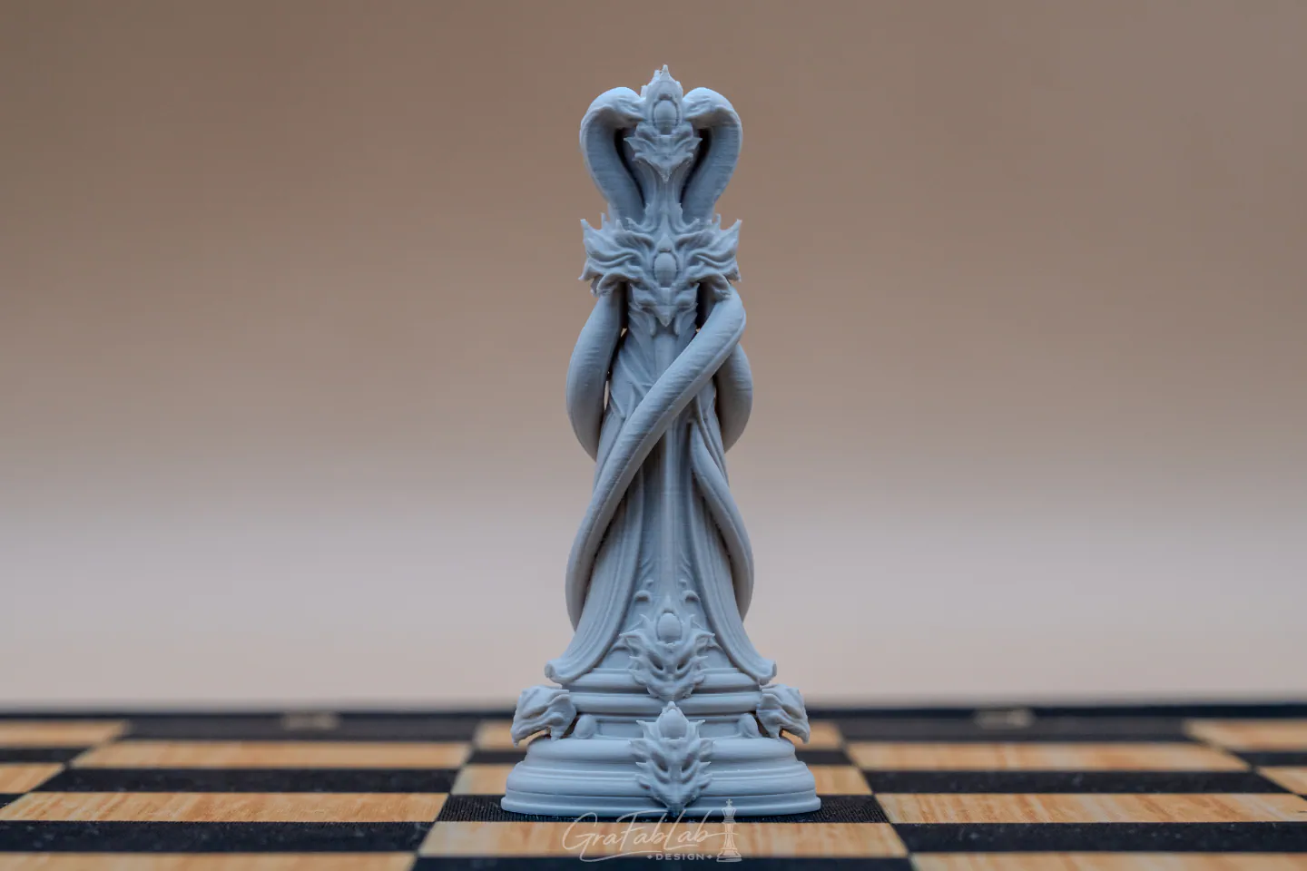 GraFabLab Chess 37 — Queen — Photo A