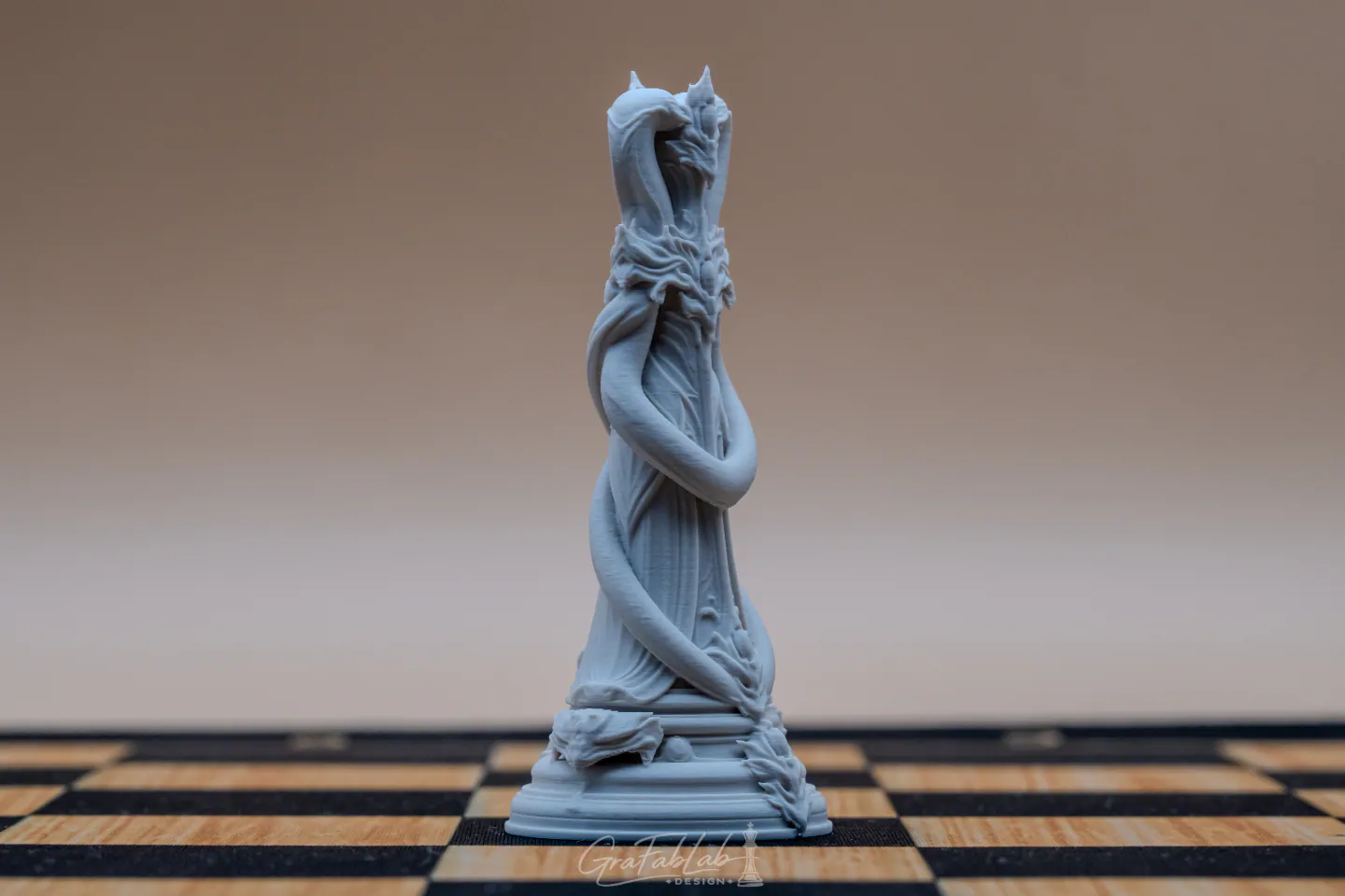 GraFabLab Chess 37 — Queen — Photo C
