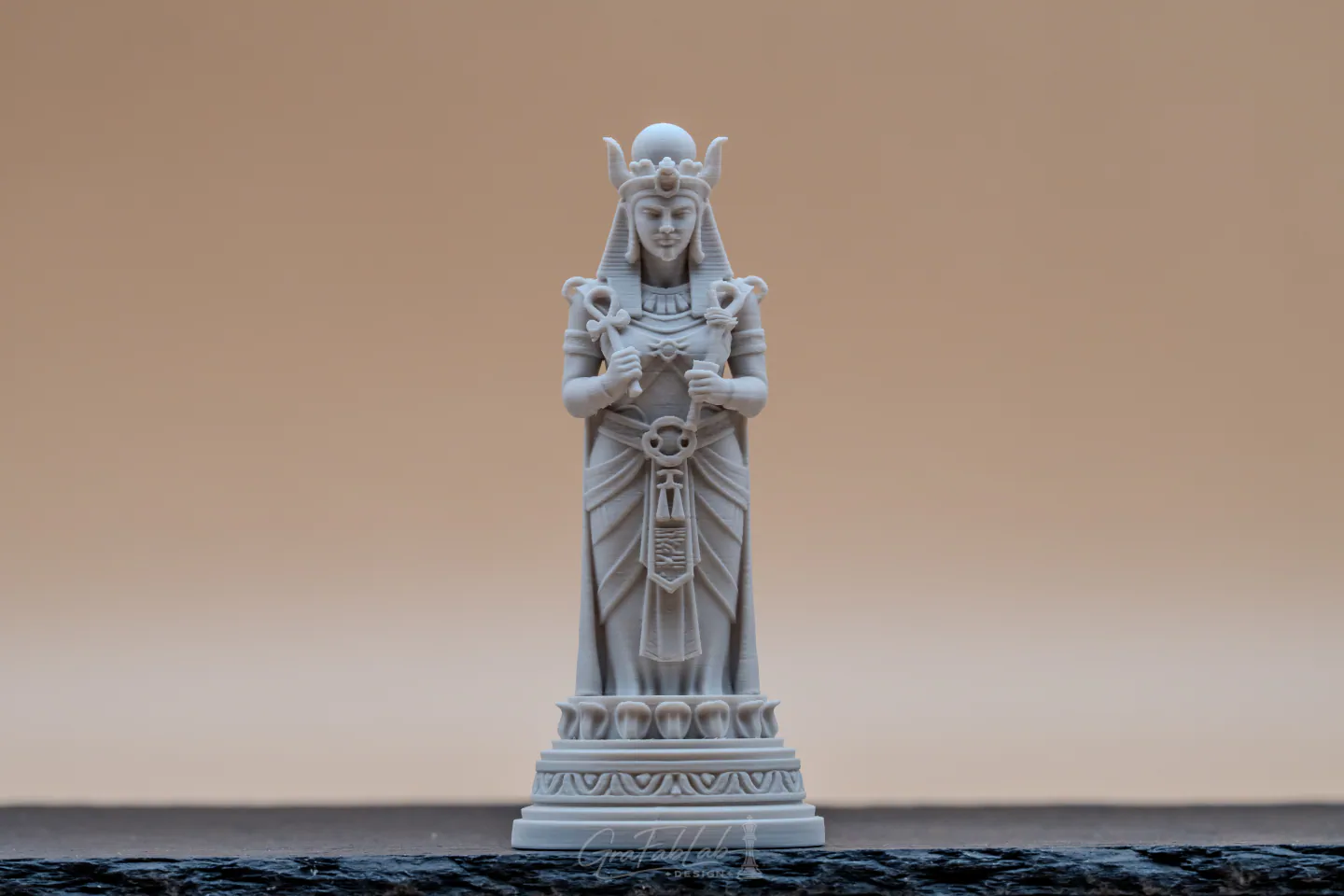 GraFabLab Chess 55 — Queen — Photo A