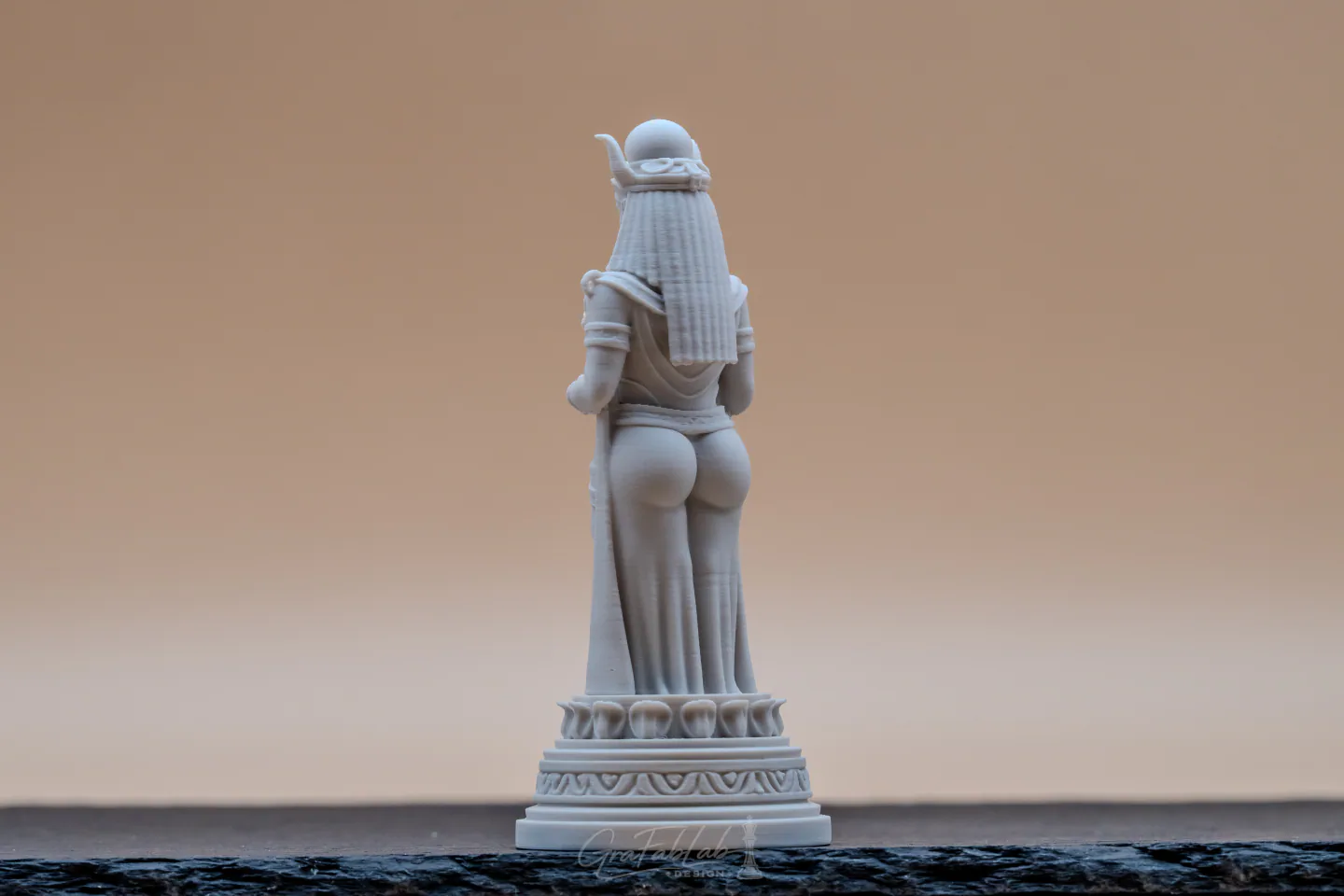 GraFabLab Chess 55 — Queen — Photo C