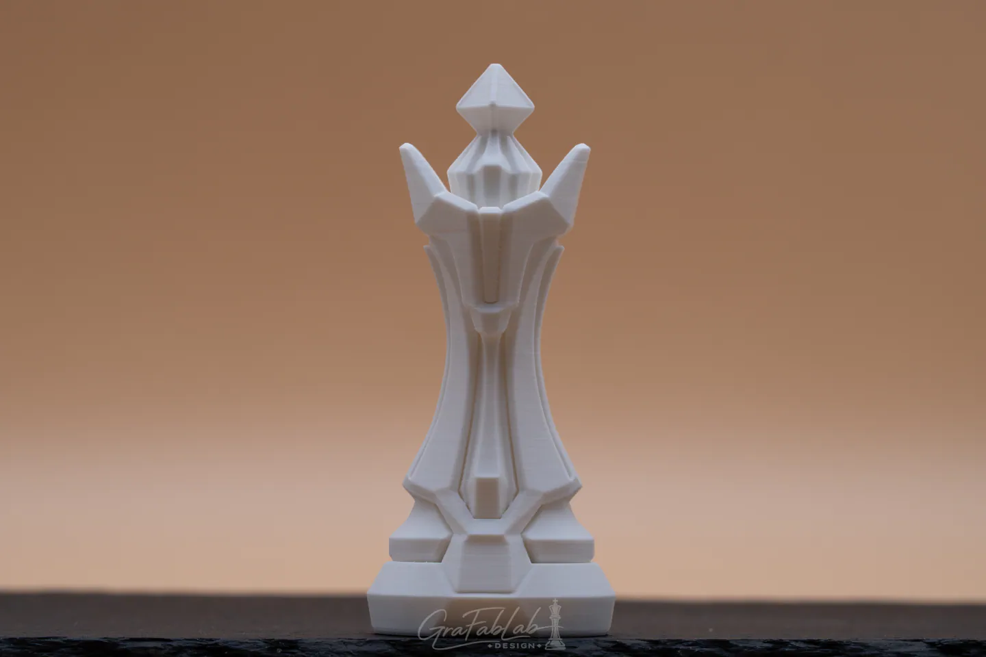 GraFabLab Chess 69 — Queen — Photo A